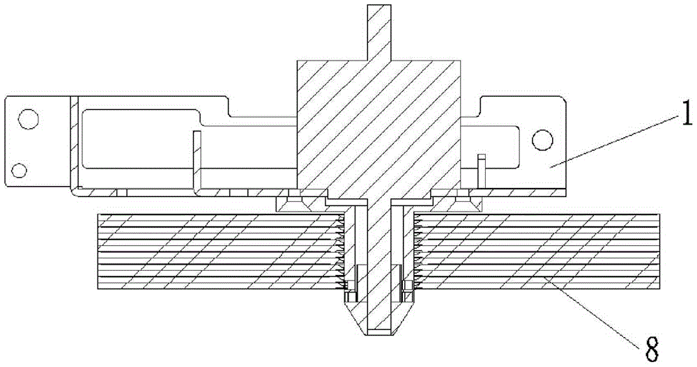 A method for recovering optical discs by using a disc grabber with double-layer inserts in an optical disc library