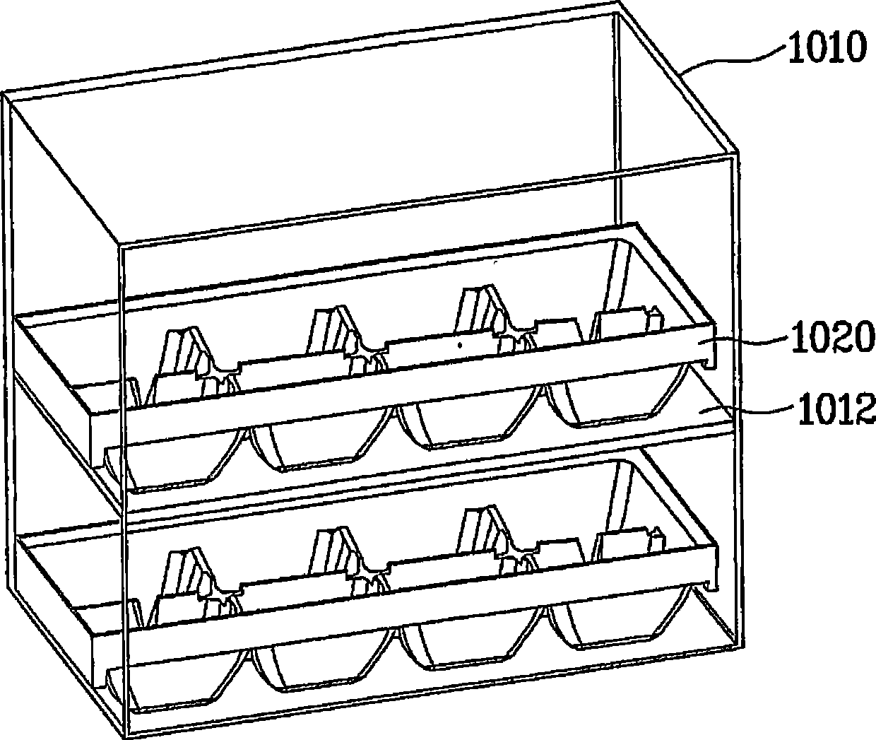 Ice tray assembly and refrigerator having same