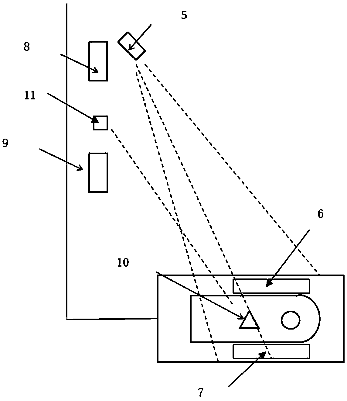 Novel environmentally-friendly flushing device of squat toilet