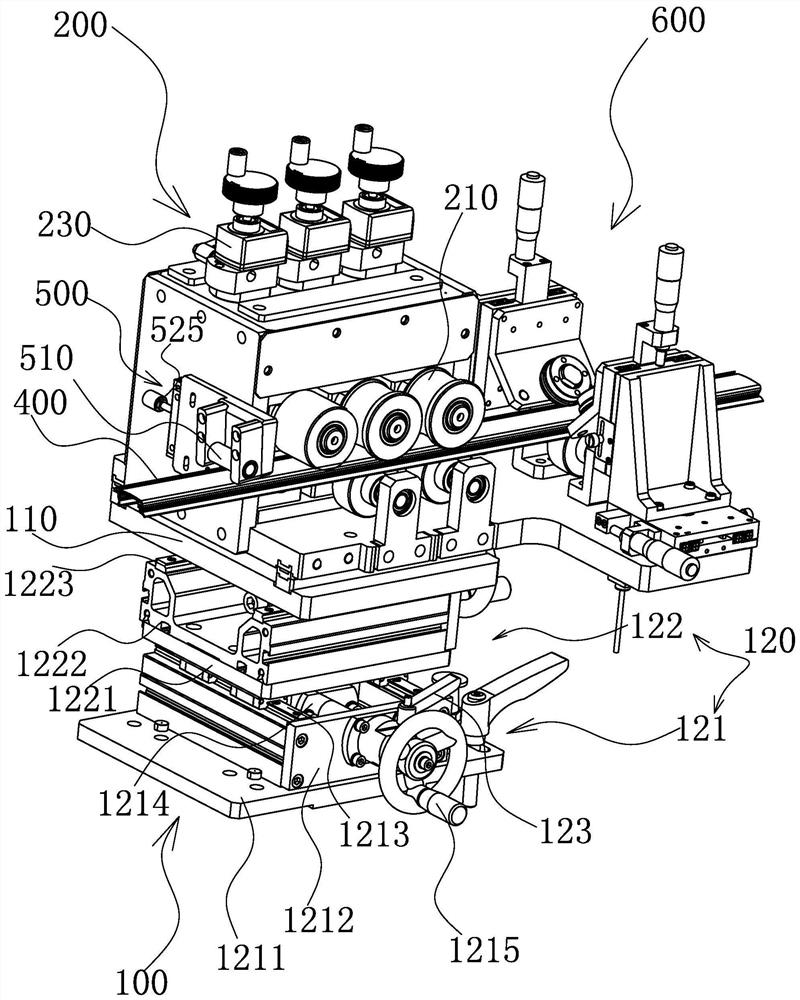 Position-adjustable front/side combined film pressing mechanism