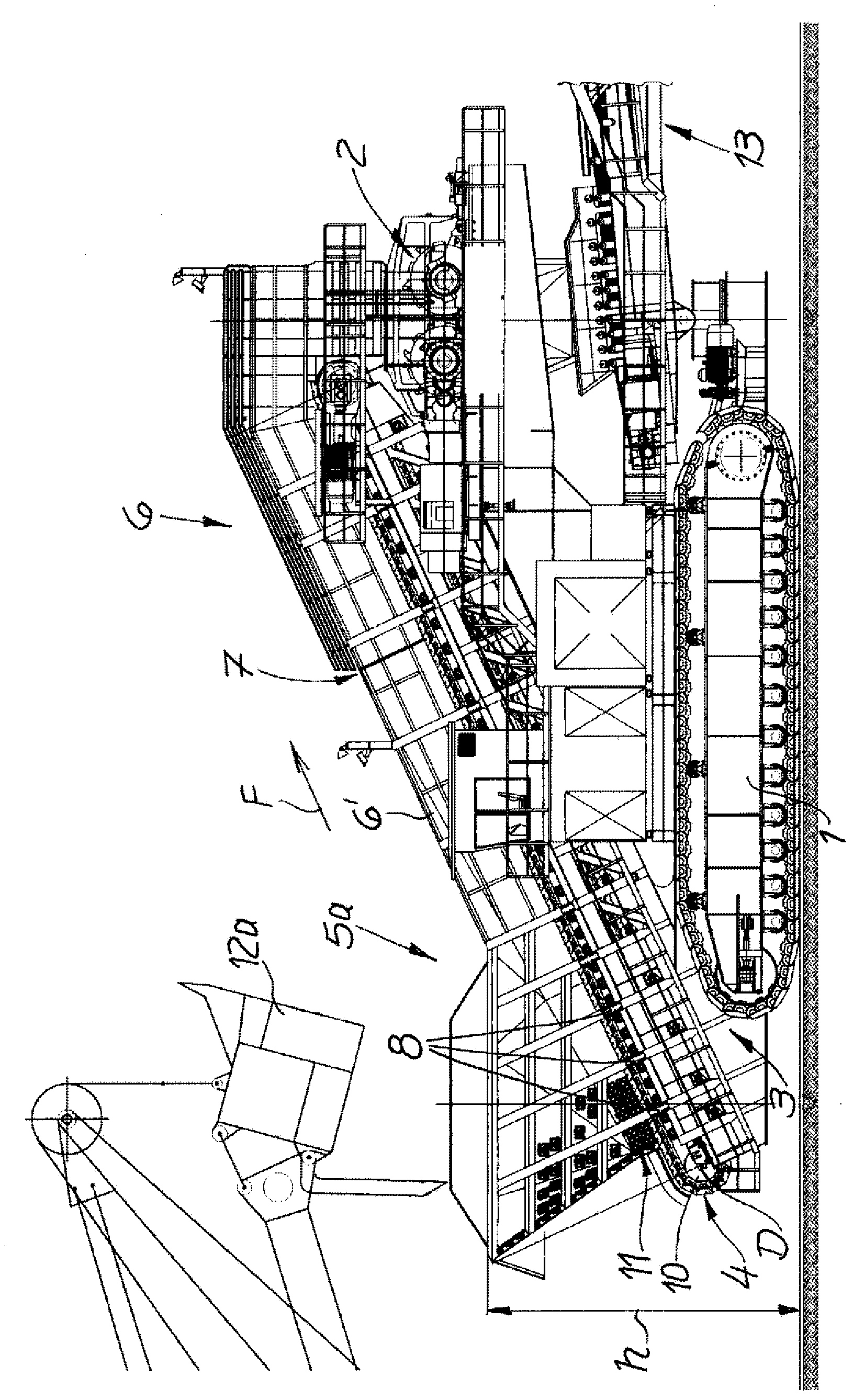 Mobile crushing system and mobile crushing system assembly