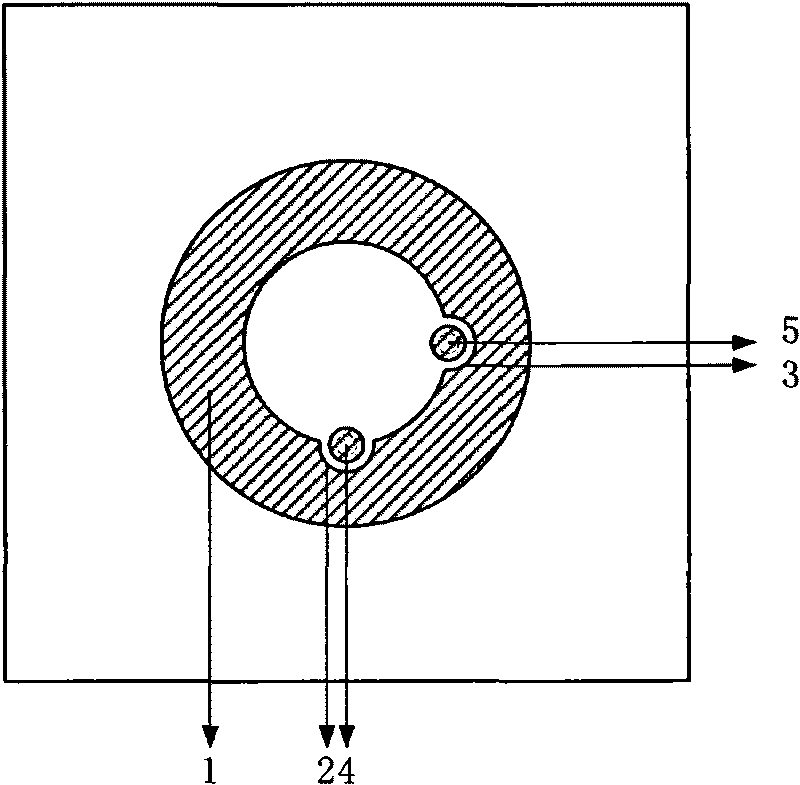 Annular circular polarization ceramic antenna based on quadrature coupling feed
