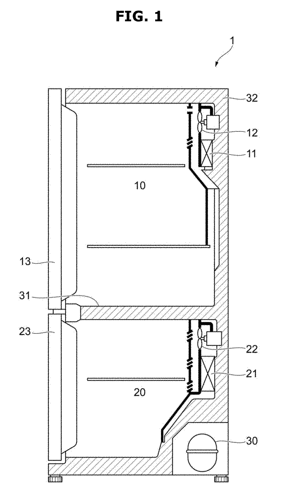 Refrigeration cycle device and three-way flow rate control valve