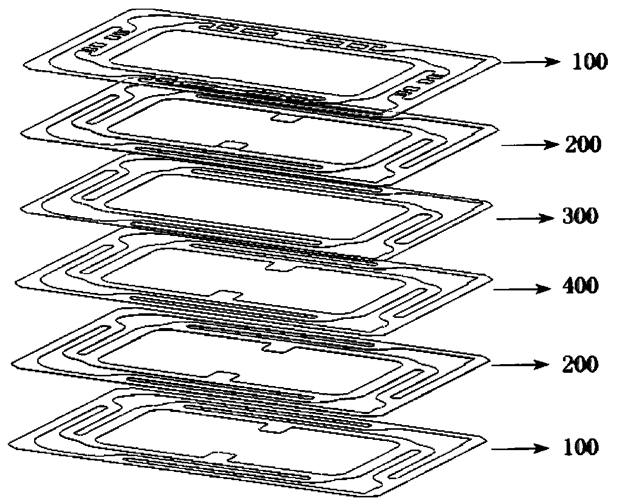 A centering strut and a loudspeaker with the same