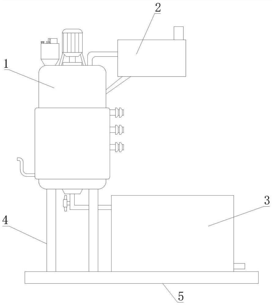 Efficient catalytic cracking device for petrochemical industry production