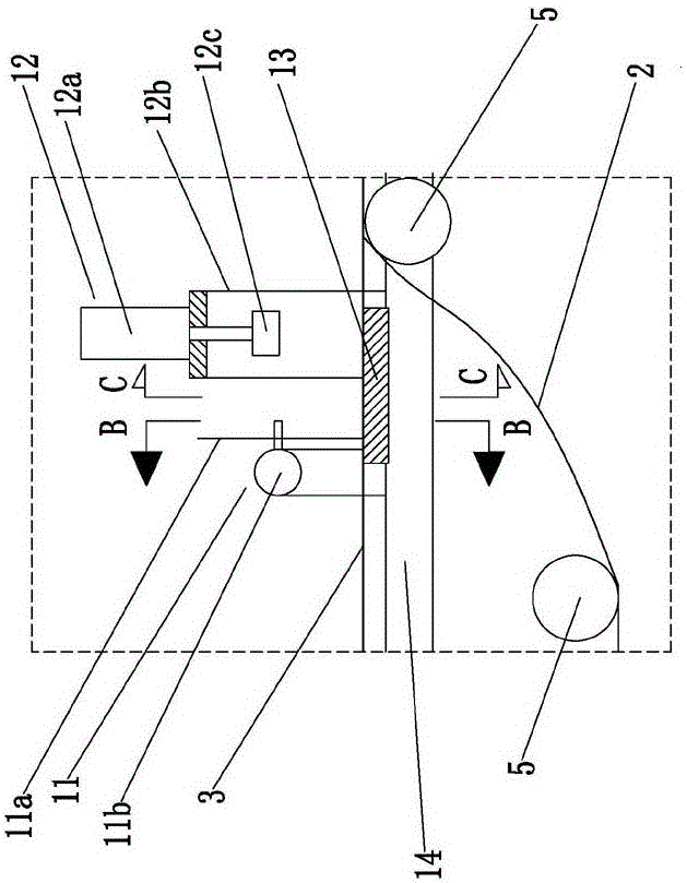 Disposable slipper producing device