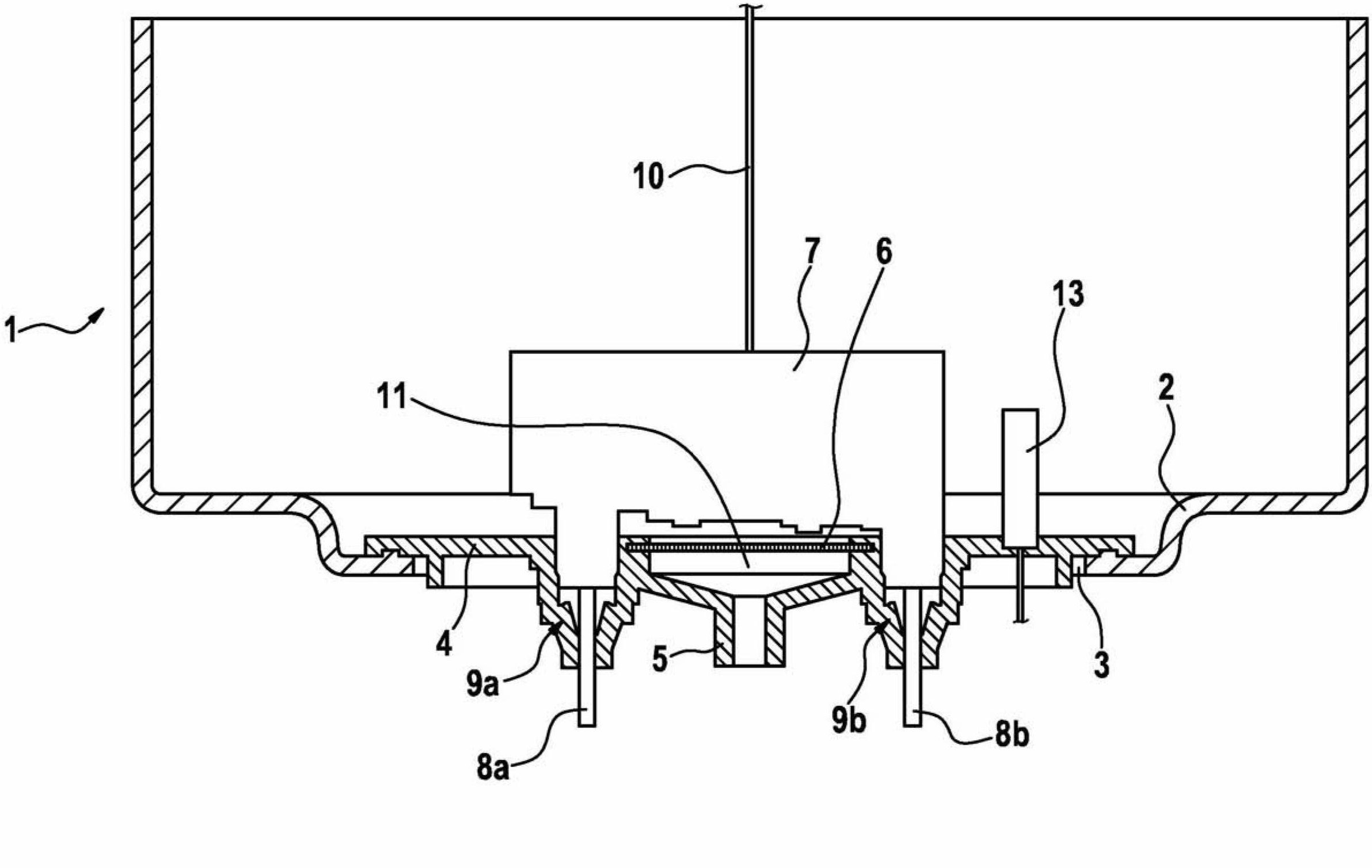 Module design for the components of a tank for storing a reducing agent