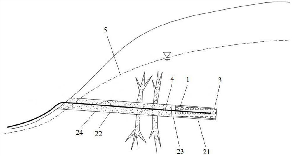 A grouting structure and construction method filled with soluble crystals