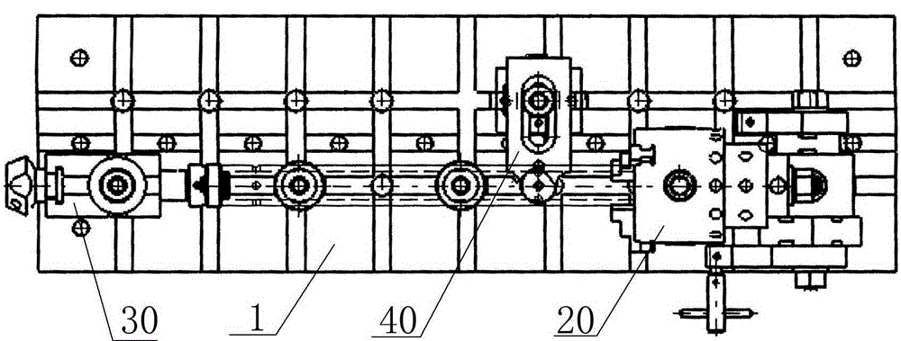 Mechanism capable of drilling radial holes in indexing manner and drilling method