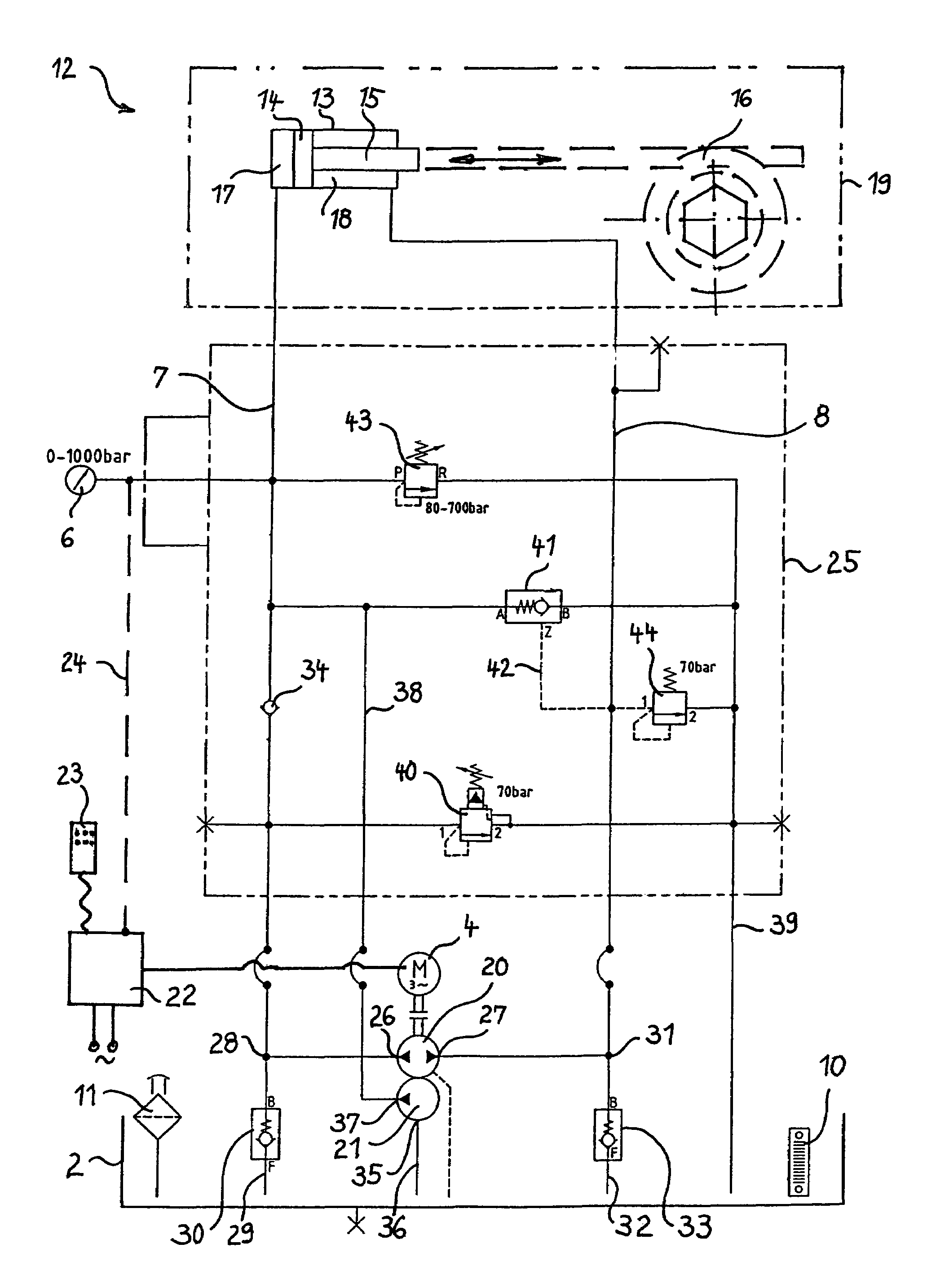 Hydraulic ratchet wrench with double-action hydraulic cylinder piston drive