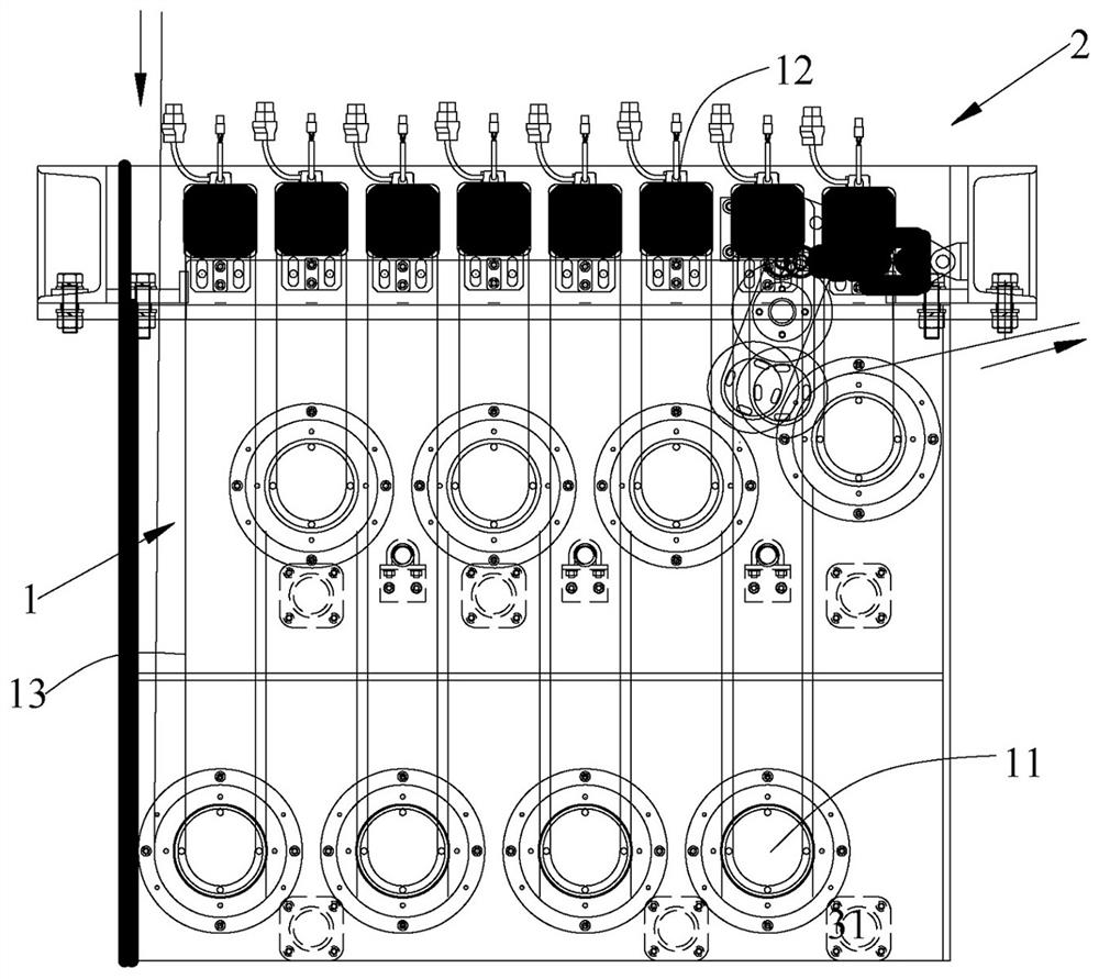 Conveyor system for membrane extraction cleaning and self-adaptive adjustment method for tension