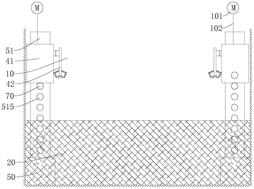 Bulk cargo ship cargo hold free liquid level control device