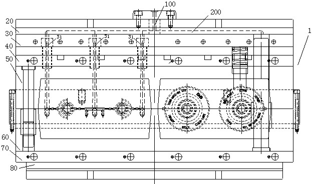 Mould flow passage structure and rubber die with same