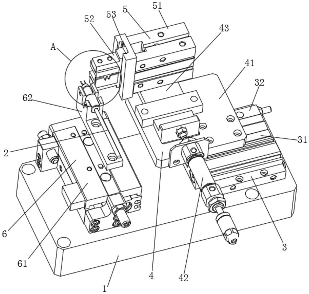 Automatic straightening device for leg wire of electronic detonator