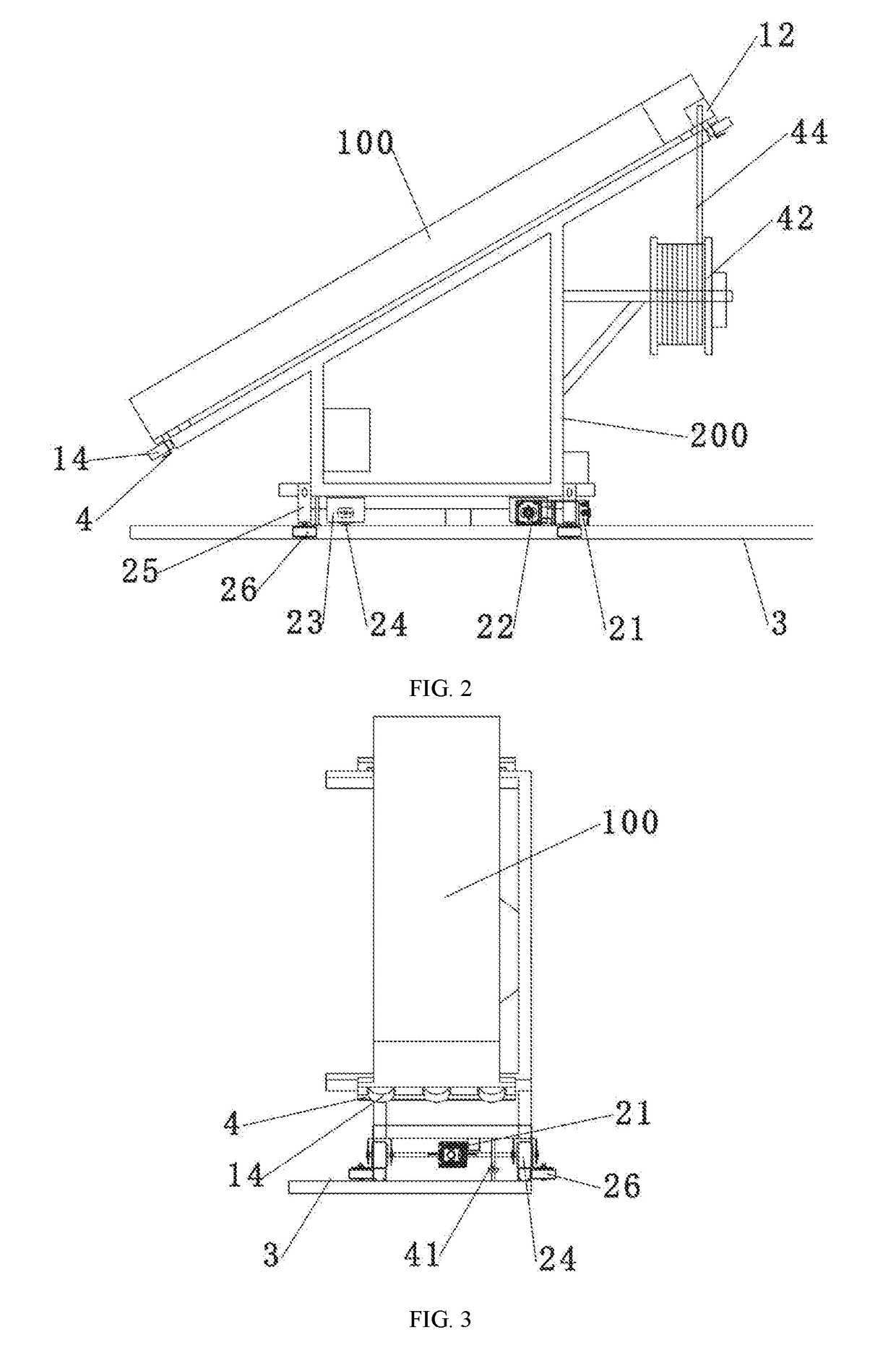 Cleaning apparatus and pv module cleaning system