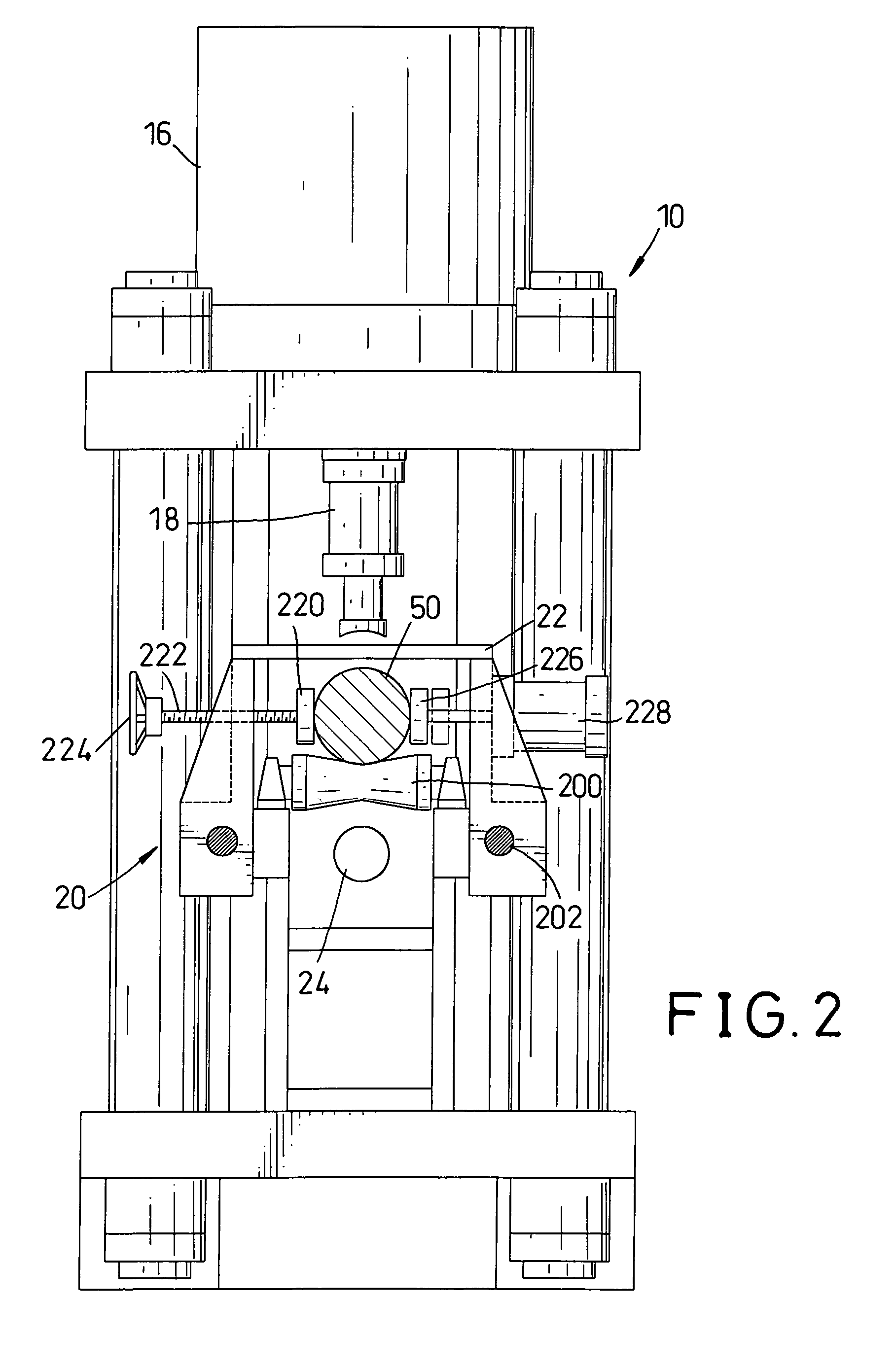 Hydraulic cutting device for cutting a raw aluminum material