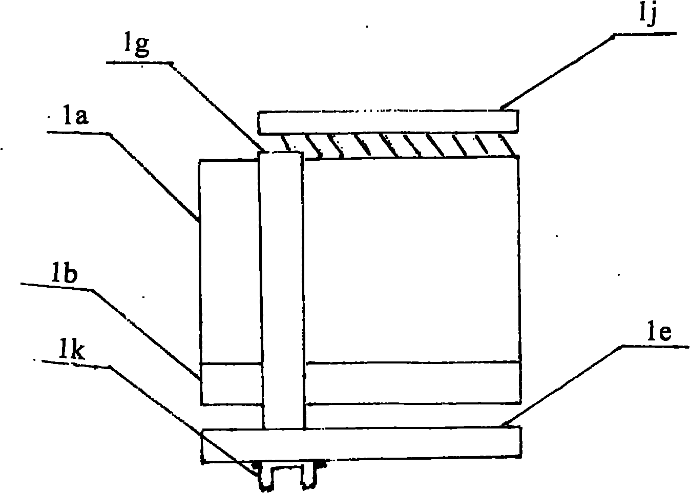 Integral figure eight-shaped sand block mesh assembling machine