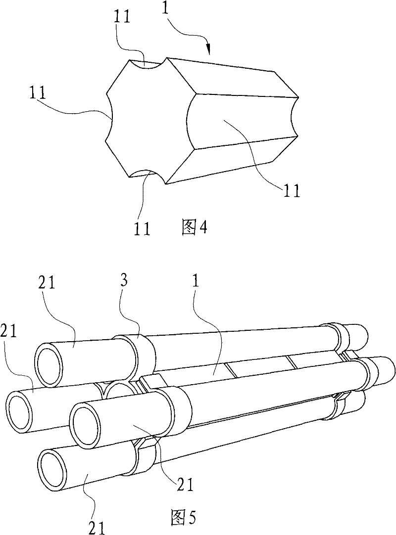 Heat insulation device for U-shaped pipe laying heat exchanger