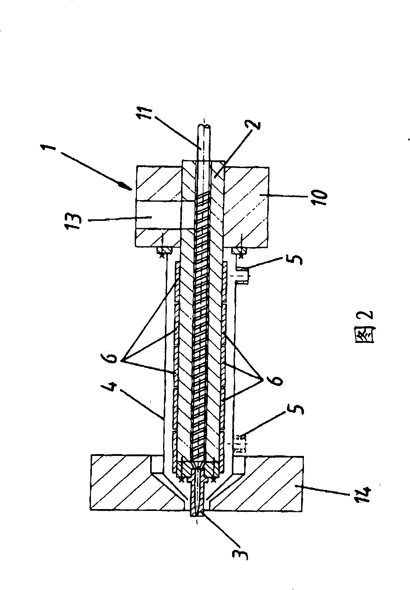 Device for discharging plastic melt