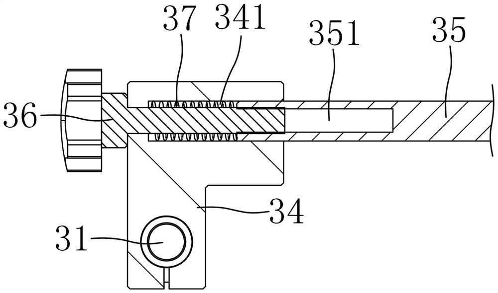 Cloth tube holder for mask production equipment