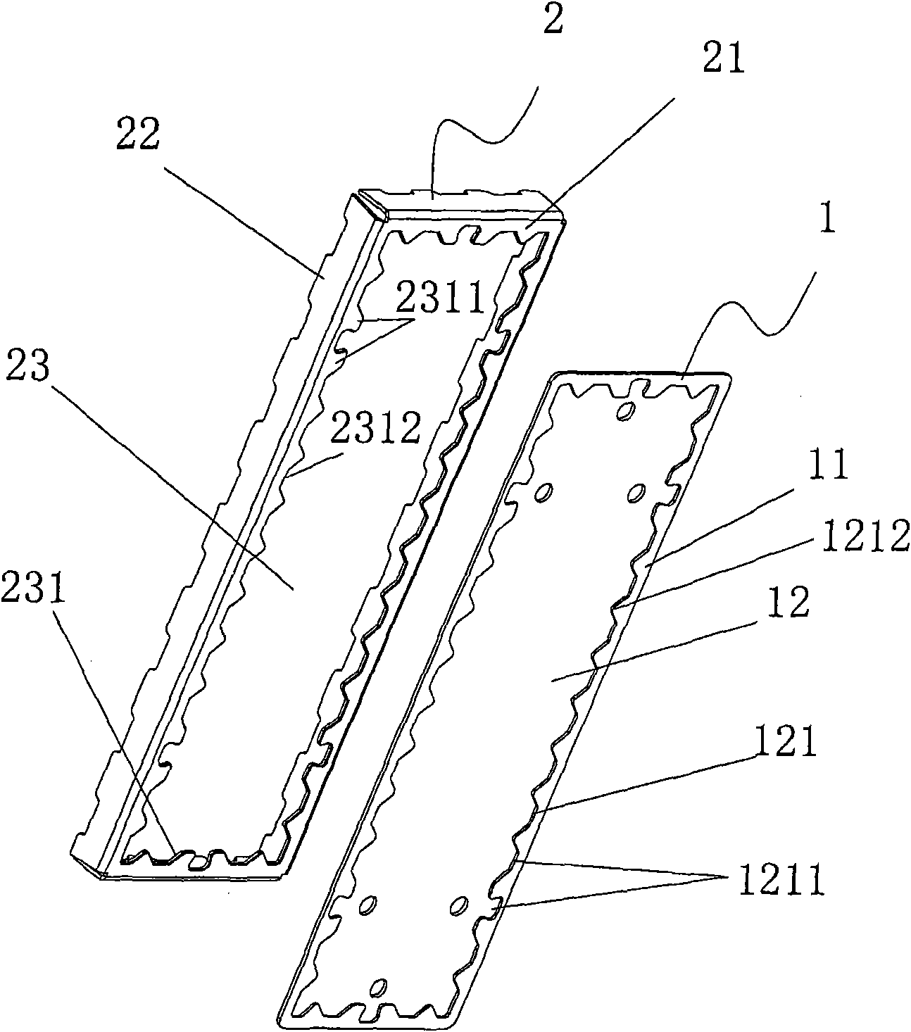 Shielding device and manufacturing method thereof