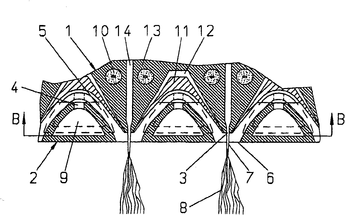 Spinning apparatus for producing fine threads by splicing