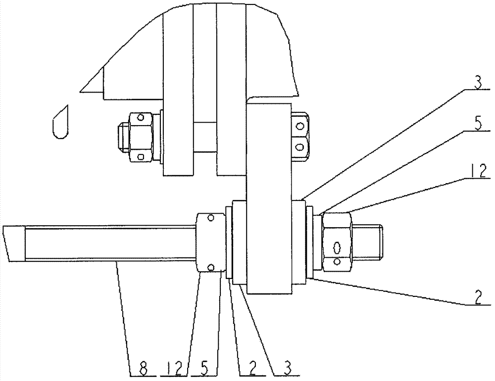 Large-caliber long-span compensator for conveying pipe