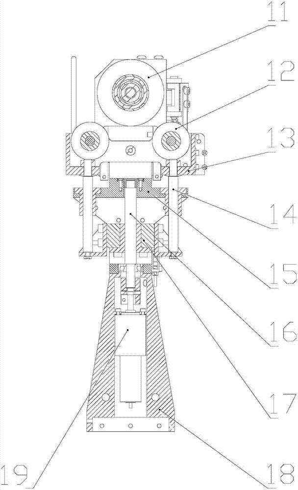 Overhead transmission line integrated operation robot