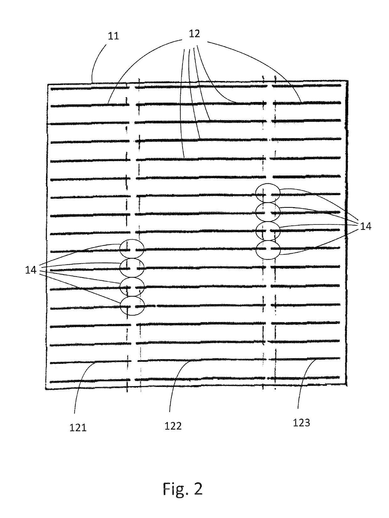 Photovoltaic cell having discontinuous conductors