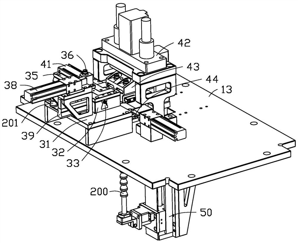 Joint pipe assembling device
