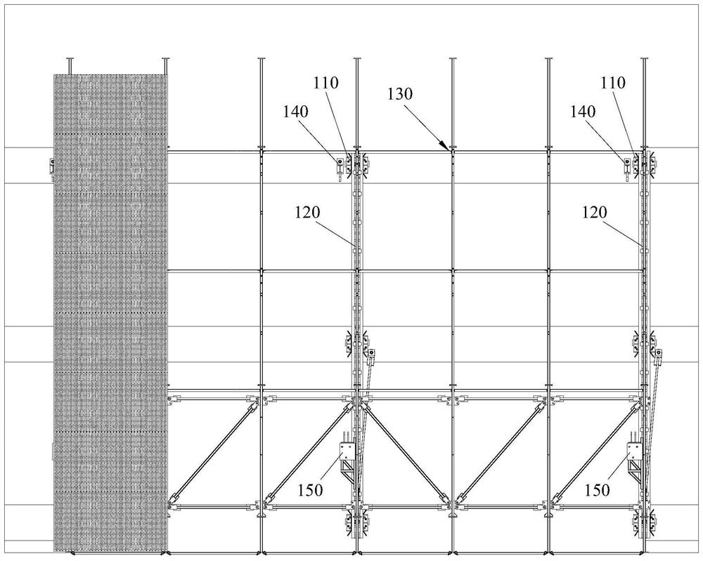 Climbing type scaffold, climbing and mounting method of climbing type scaffold and construction method of fabricated building