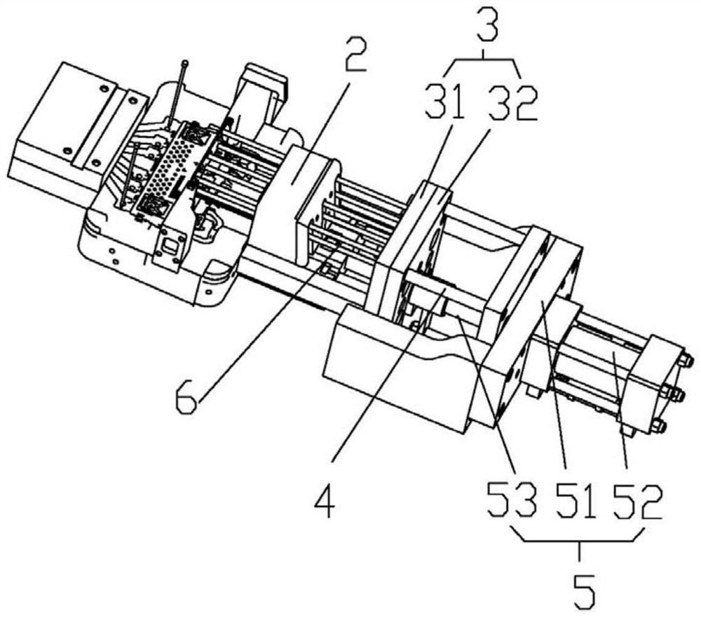 Device for avoiding product deformation during mold opening