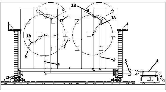 Process and device for pouring concrete under pressure by tunnel lining trolley