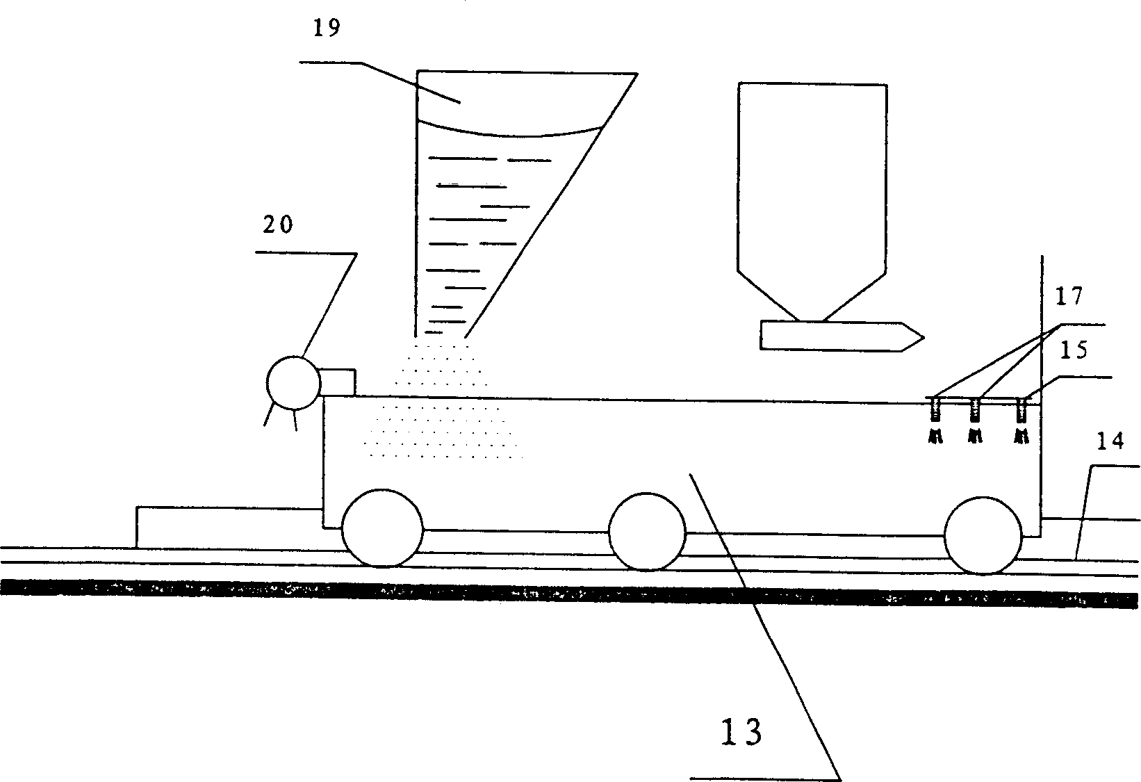 Apparatus and technology for producing integrally splicing hollow boards for building