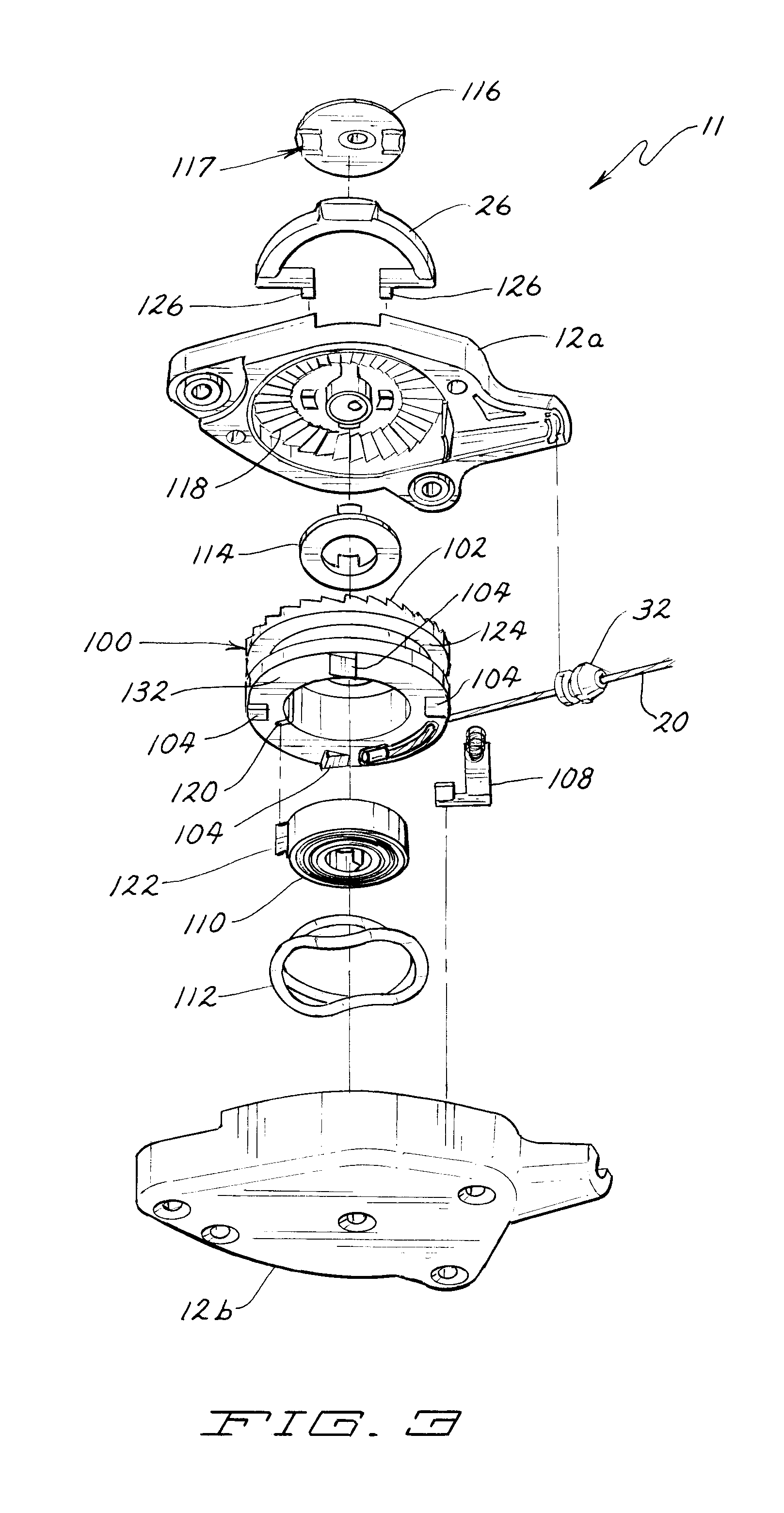 Self-tightening traction assembly having tensioning device