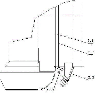 Leachate receiving device of garbage truck container