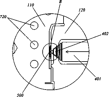 Inverted charging injection mould charged with glue from rear die