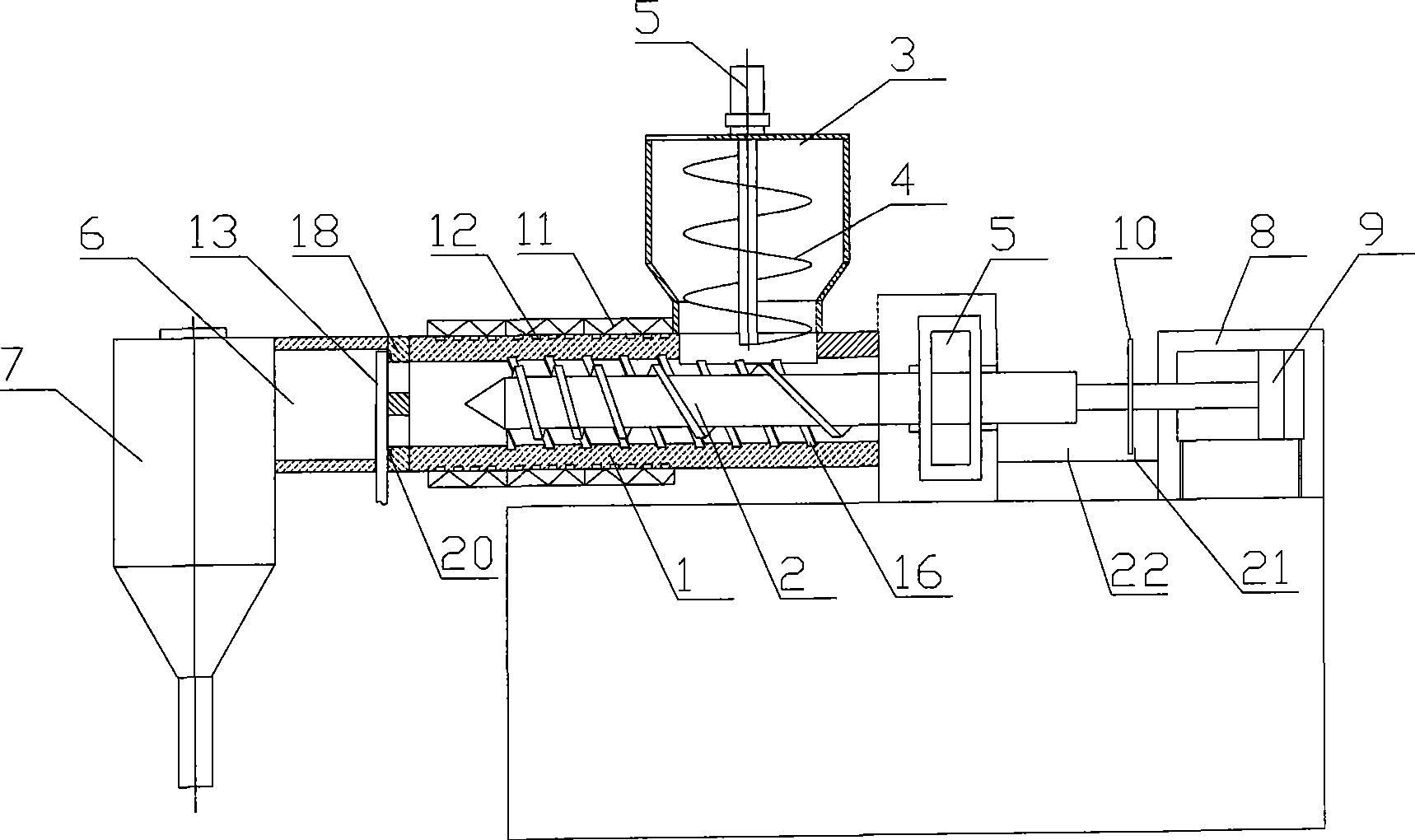 Screw rod injection type plant fibre steam blasting device and method