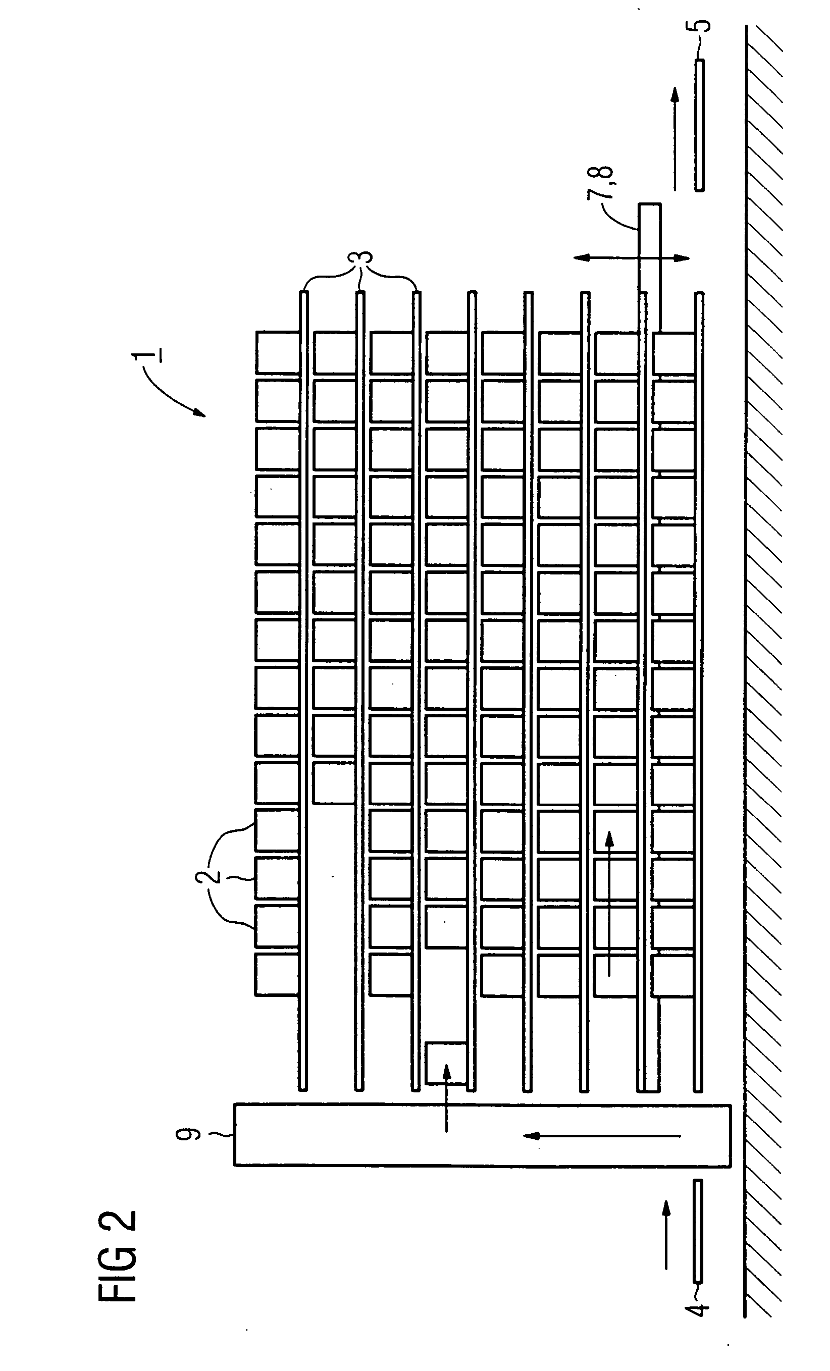 Apparatus for forming a sequence of load carriers by means of a temporary store, and method for temporary storage