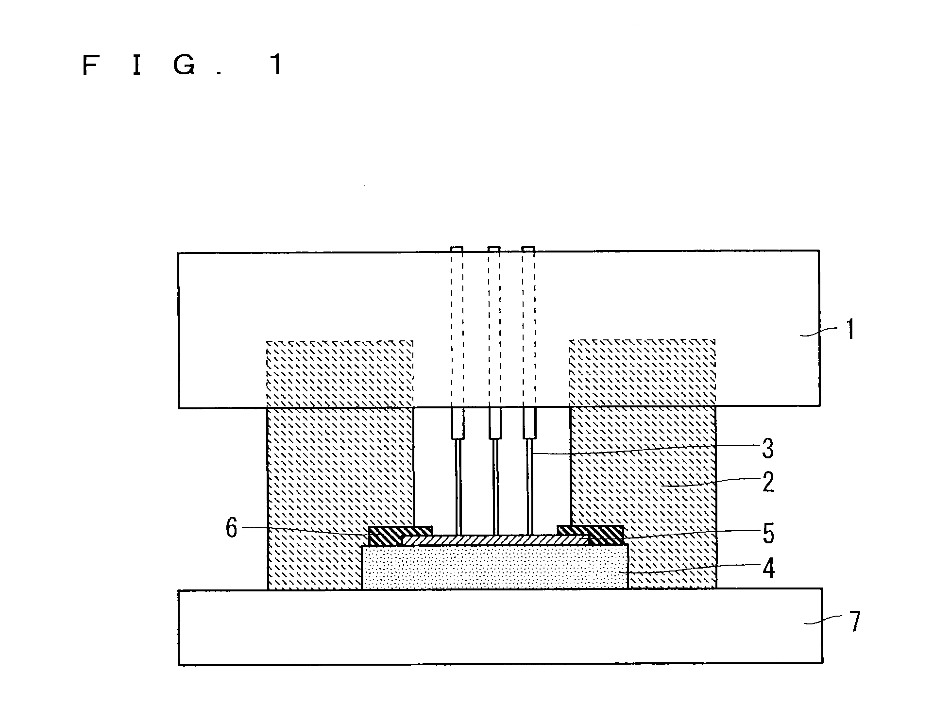 Jig for use in semiconductor test and method of measuring breakdown voltage by using the jig