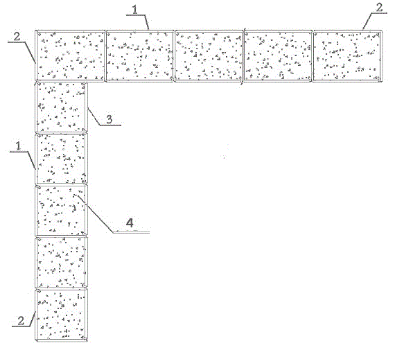 Filling type shear wall welded in staggered mode