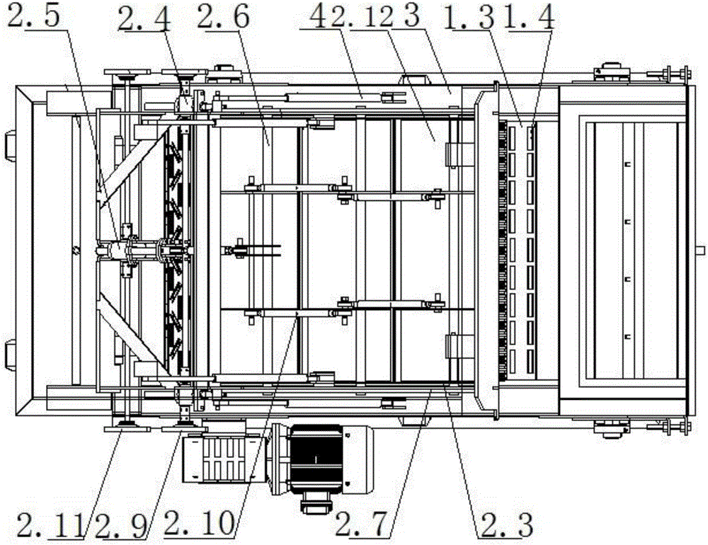 Horizontal green walnut peeling machine