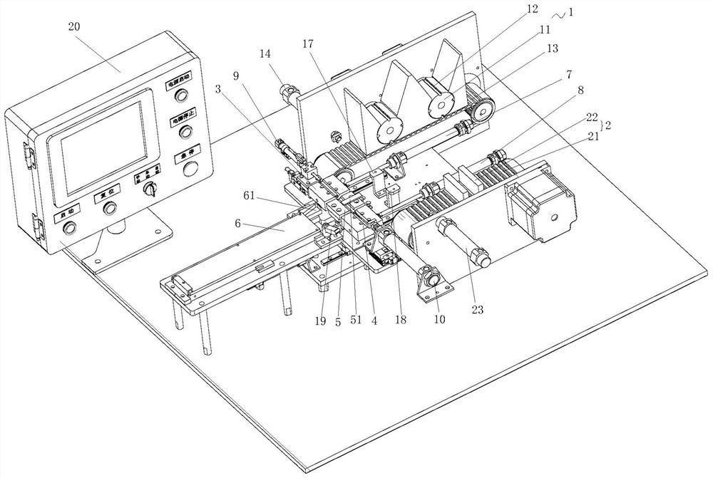 Automatic needle assembling device and needle assembling method