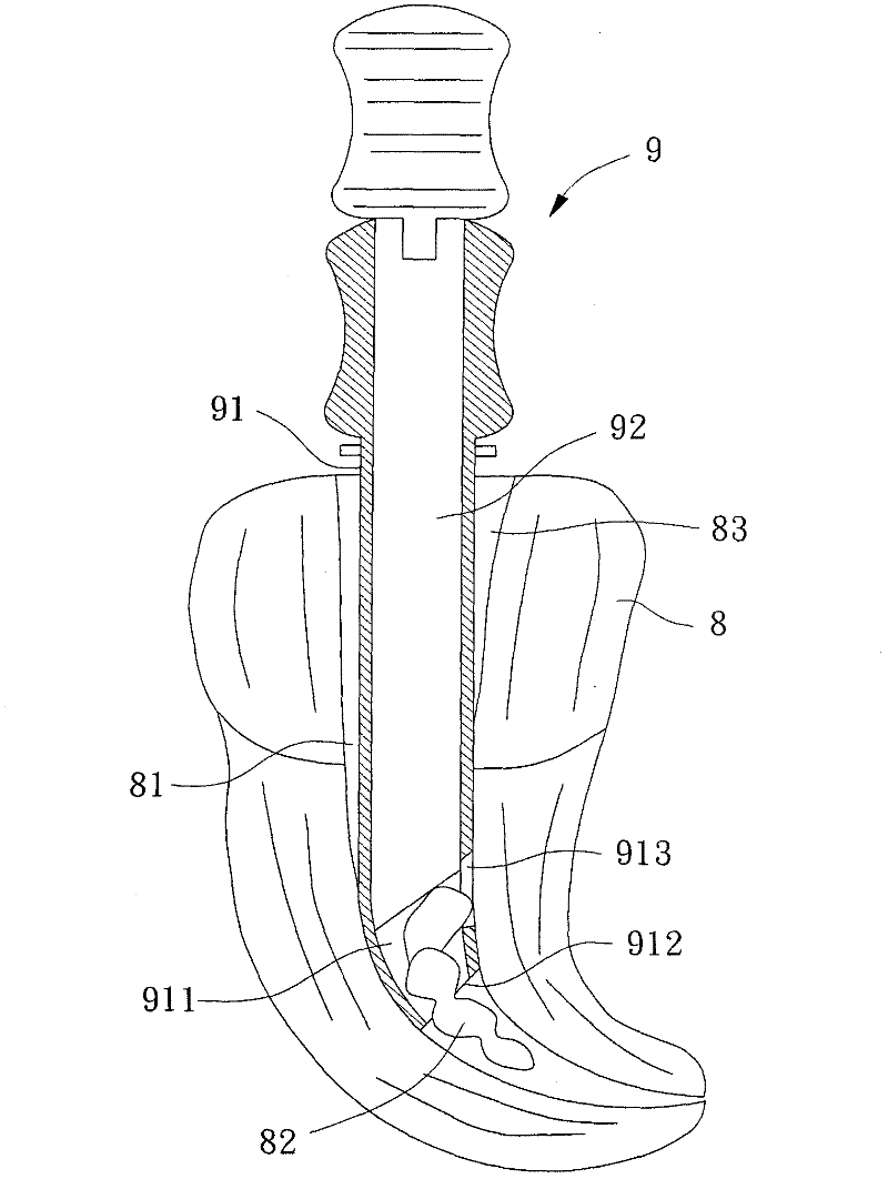 Removing device for root pipe obstruction