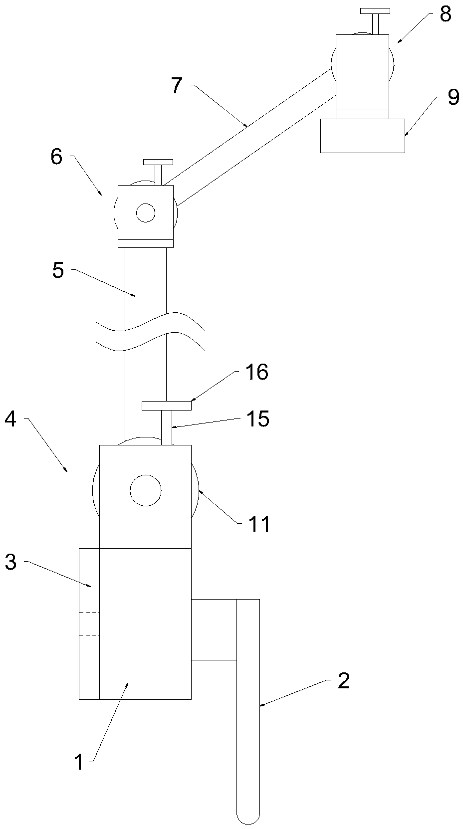 Top-spray shower head with high degree of freedom and adjustable direction of water