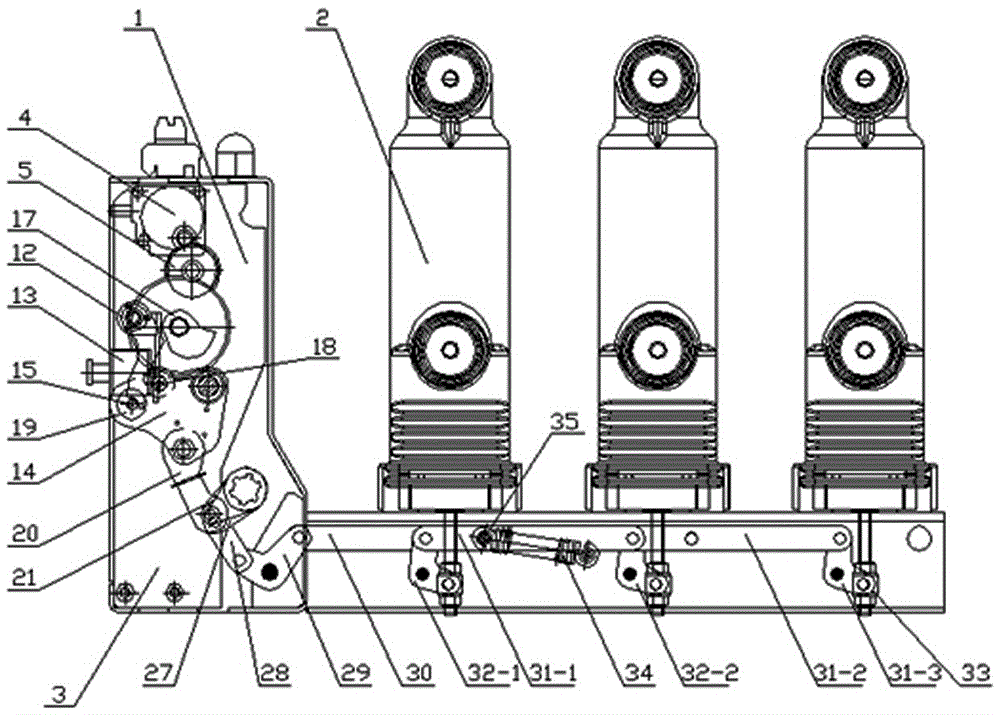 A side-mounted vacuum circuit breaker