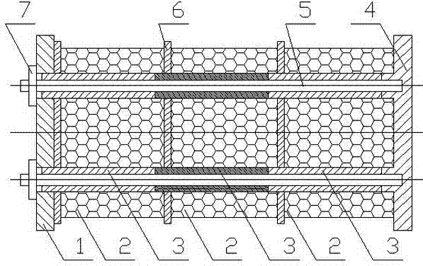 Impact energy-absorbing device of partition board sleeve-type tandem connection porous solid element