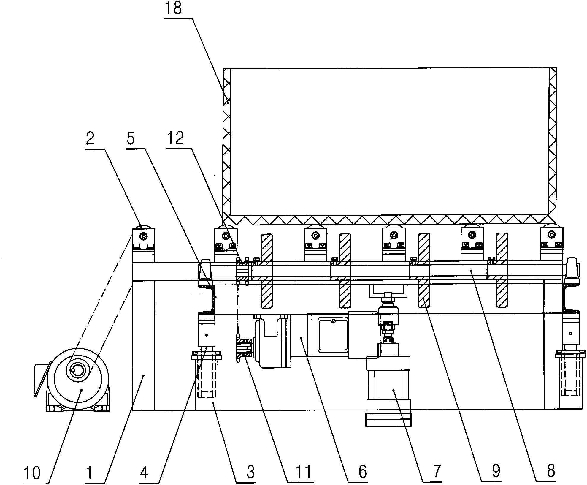 Steering mechanism on feeding device