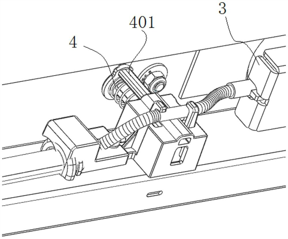 A running board and a treadmill that realize the self-adjustment of the softness and hardness of the running board