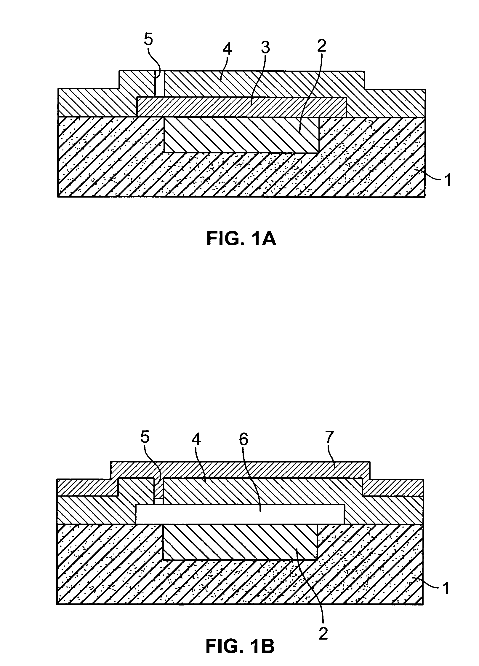 Micromechanical component having thin-layer encapsulation and production method